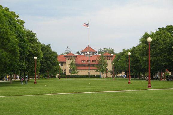 纽约市立大学皇后学院